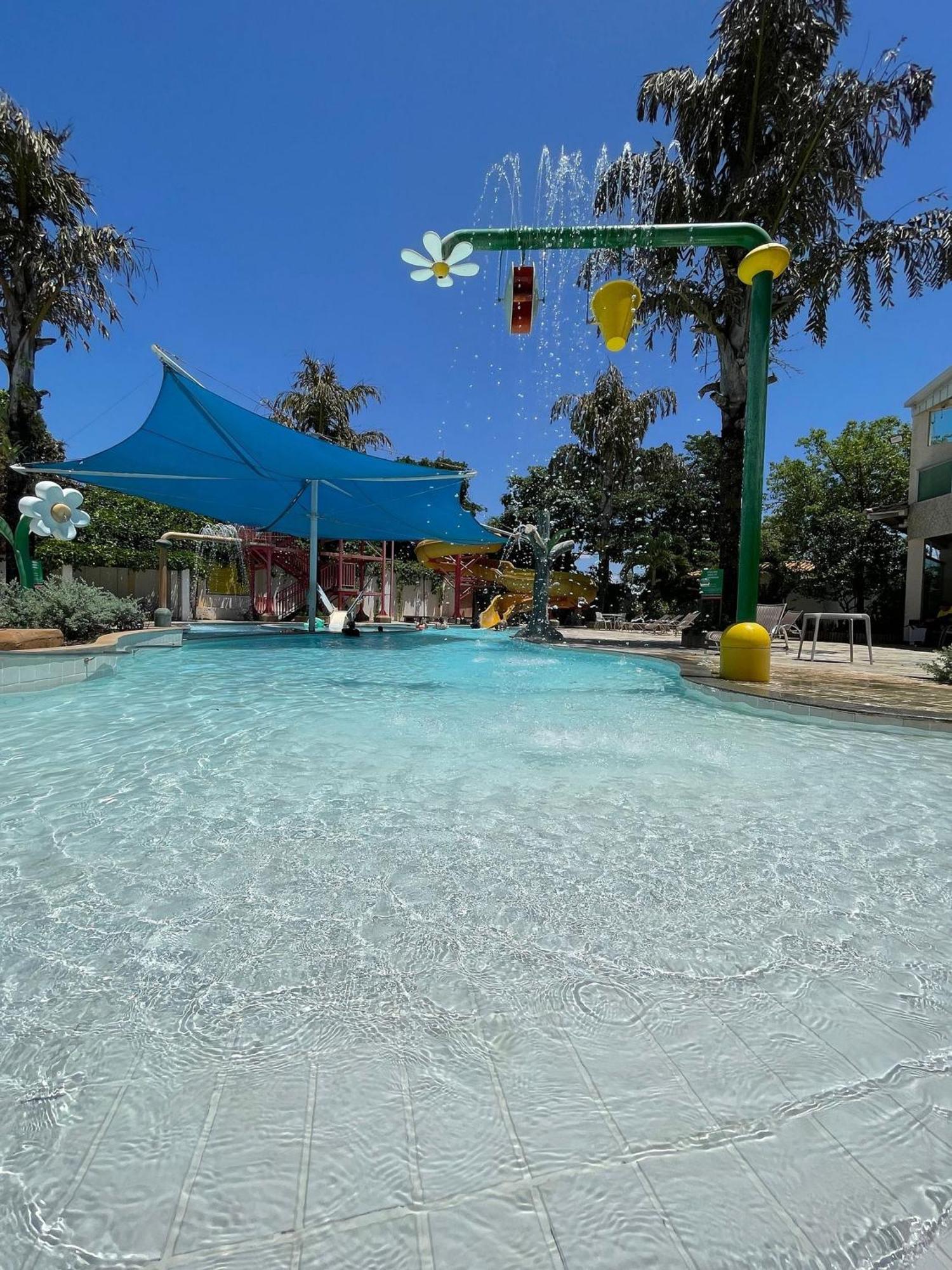 Di Roma Internacional Resort Apartamentos Para Temporada Caldas Novas Kültér fotó